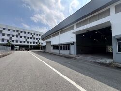 Loyang Crescent (D17), Factory #595633631